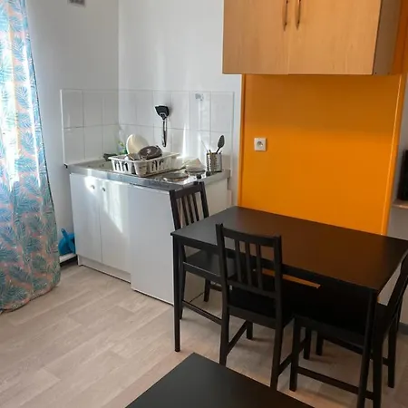 Annul Apartment *
